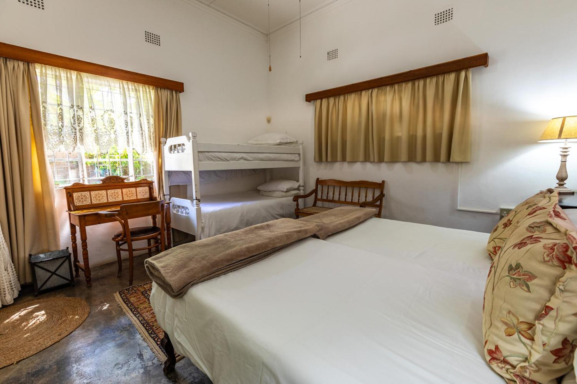 Hh 820 Accomodation Grootfontein ภายนอก รูปภาพ